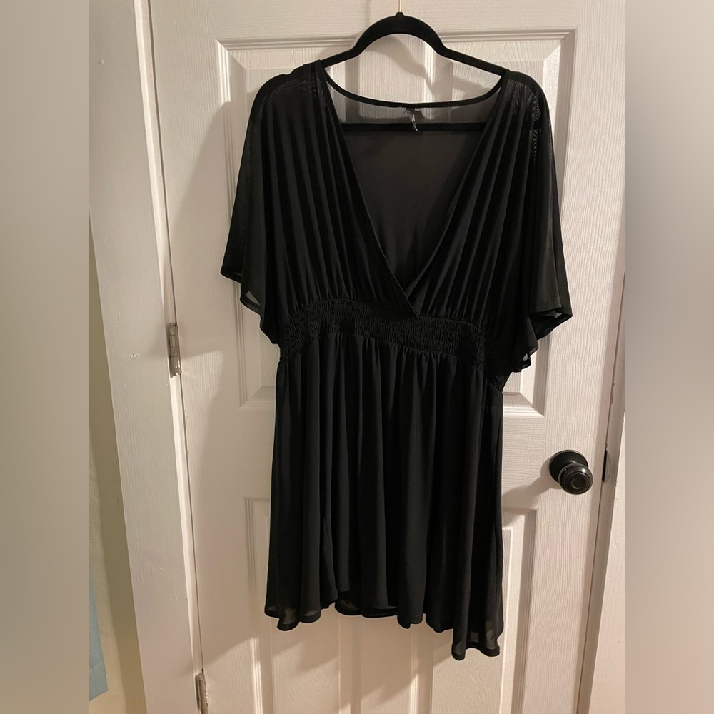 Black swim coverup